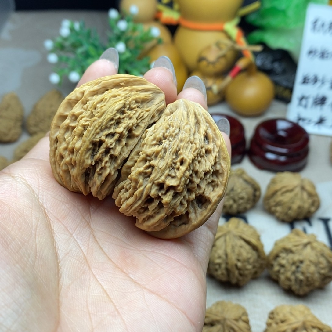 忙***龟吊坠文玩核桃南疆