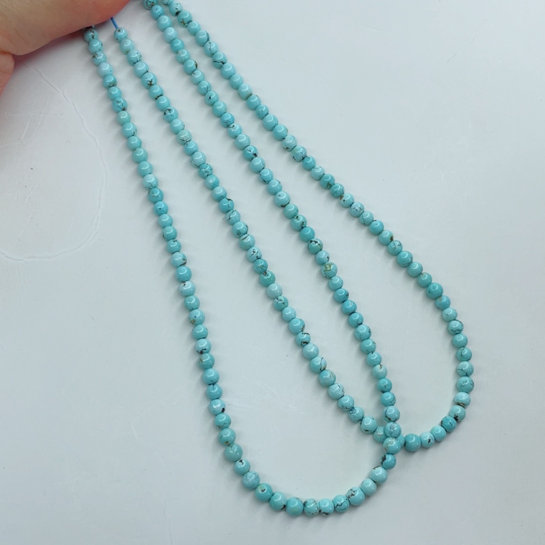 绿松石颈饰未镶嵌