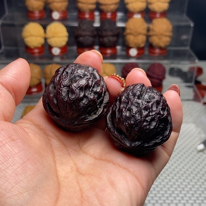 文玩核桃把件粗筋地闷19