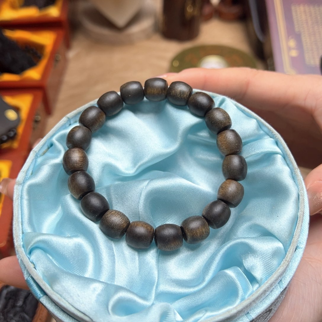 大叶紫檀（黑酸枝木类）