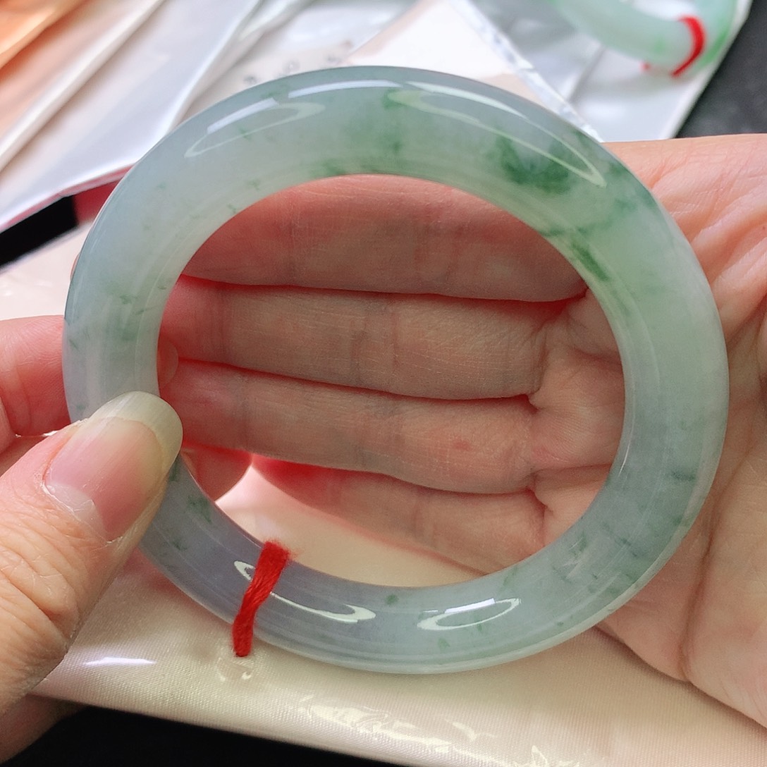 未镶嵌手镯翡翠雨****?缅甸天然A货翡翠