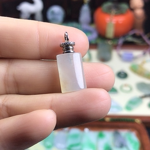 翡翠颈饰银S925镶嵌香水瓶