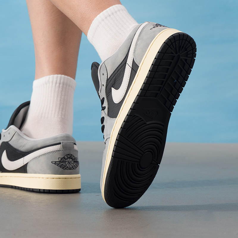 Nike耐克男鞋2025秋季新款AIR JORDAN 1 LOW运动鞋篮球训练休闲鞋