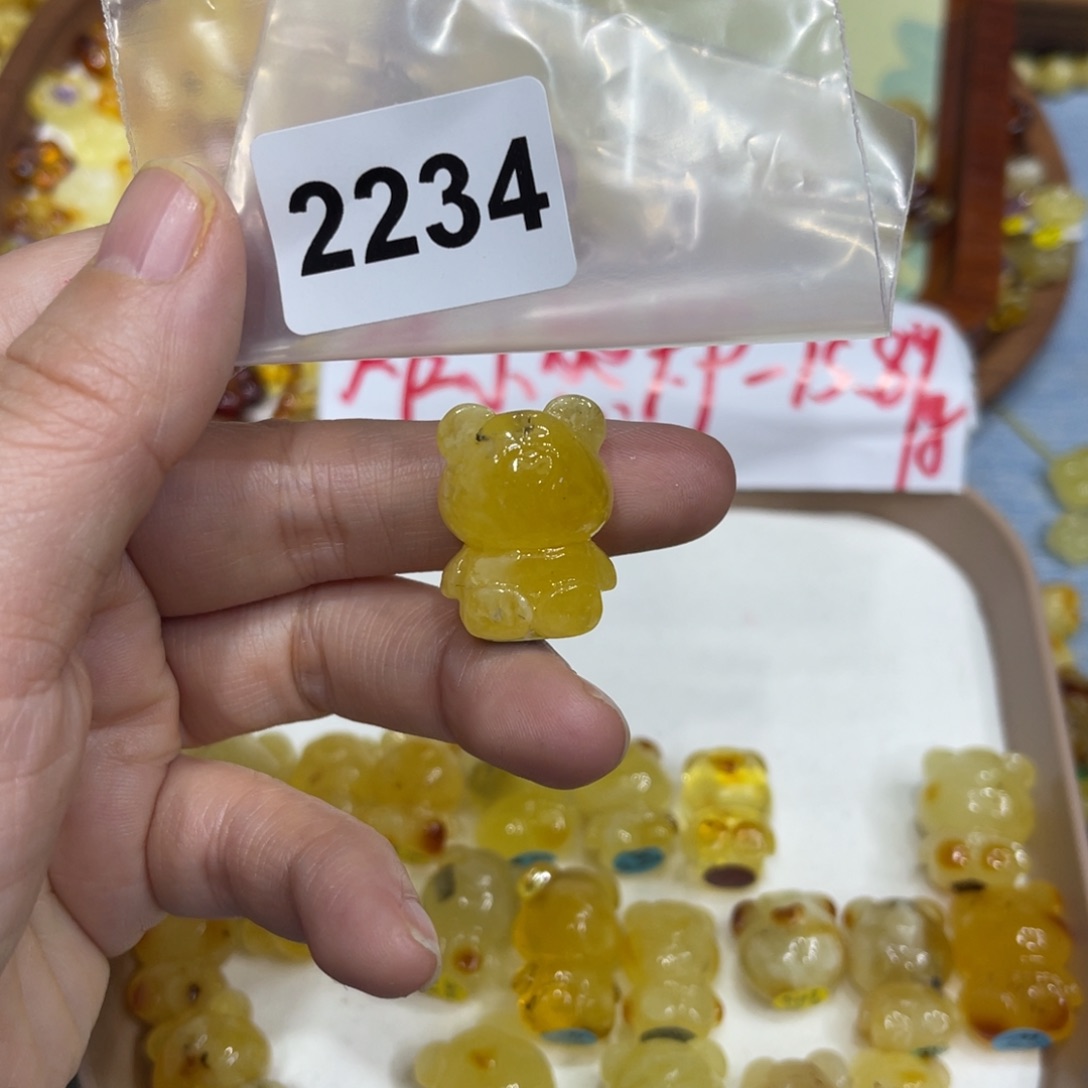 琥珀珠宝奇石未镶嵌