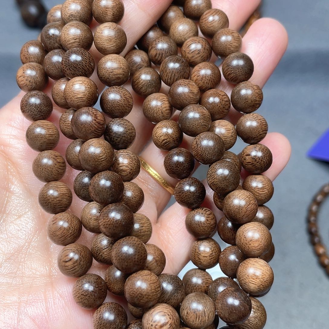 沉香手串江**子芽庄白棋0.9