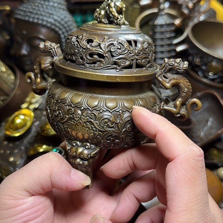 铜器摆件收收藏藏