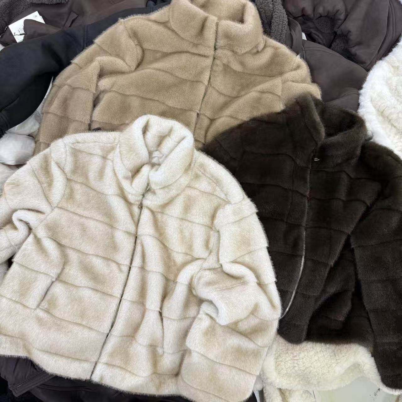 『雨美 Show』8868时尚百搭拉链毛毛外套