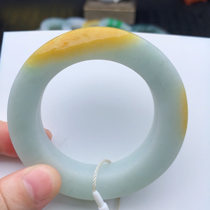 定制翡翠未镶嵌贵妃      