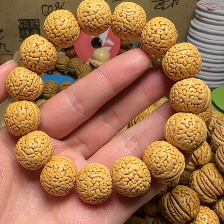 桃核吊坠呦*盘锦肌肉