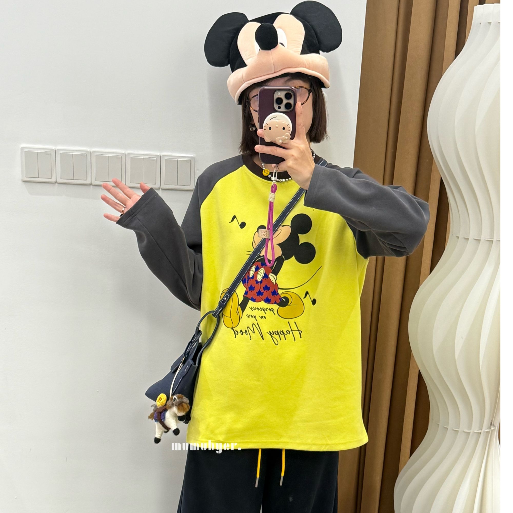 mumubyer • “欢快米奇”加厚撞色插肩袖米奇字母长袖T恤