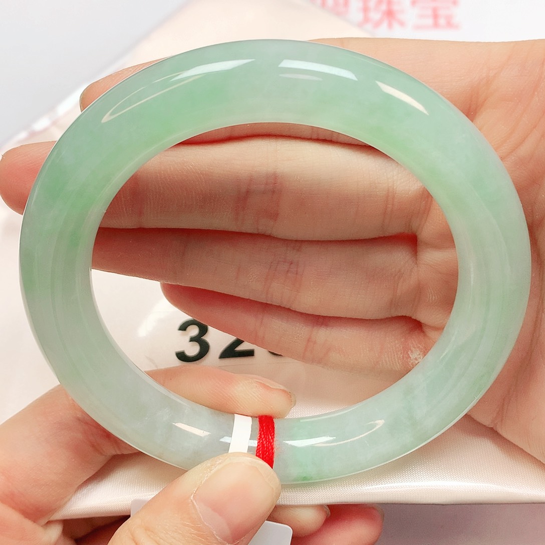 未镶嵌手镯翡翠翡翠手镯58圆
