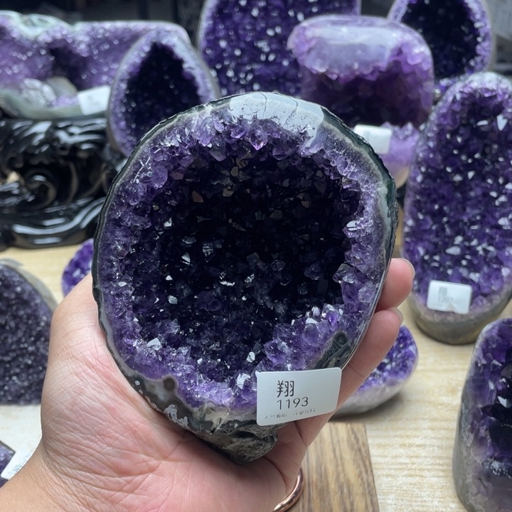 未镶嵌紫晶大型摆件（非配饰）