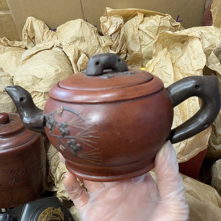 紫砂茶壶原矿泥料，手工制作一把，紫砂壶。