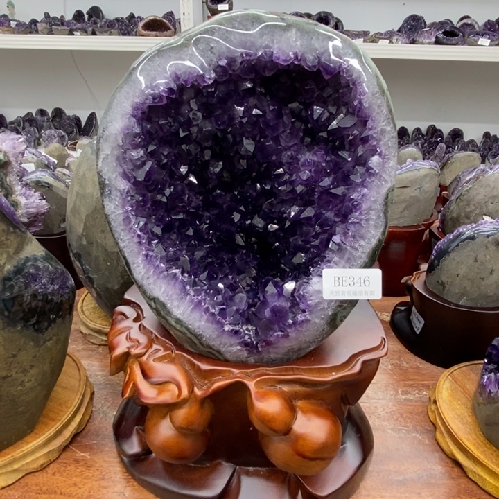 紫晶大型摆件（非配饰）未镶嵌