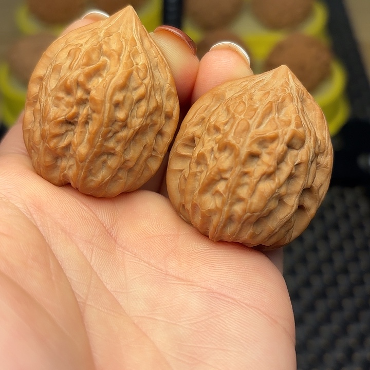 文玩核桃吊坠34鸡心小手念