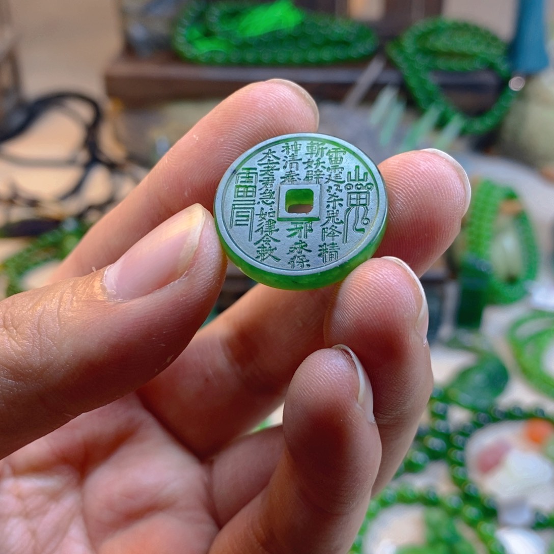 和田玉颈饰未镶嵌浔****客