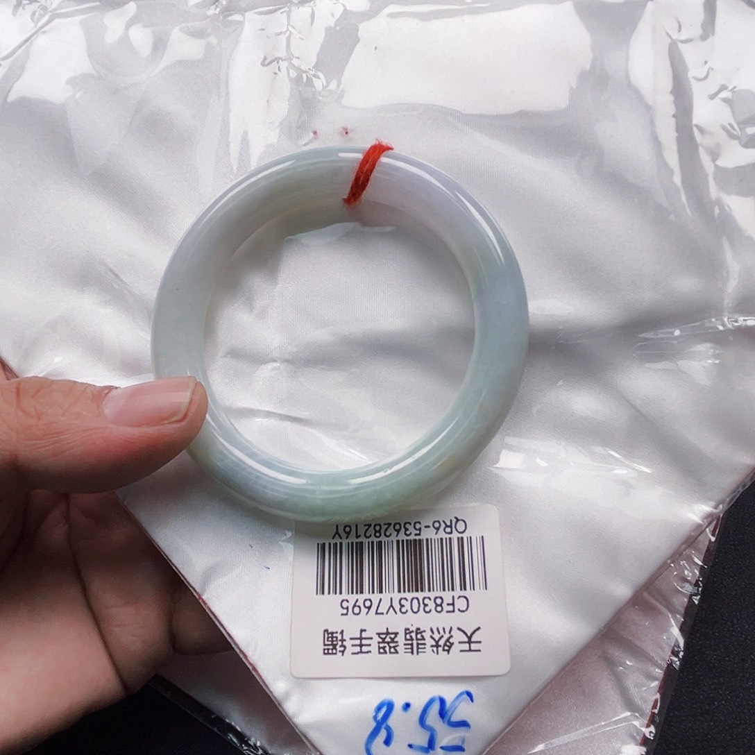 翡翠未镶嵌手镯手镯