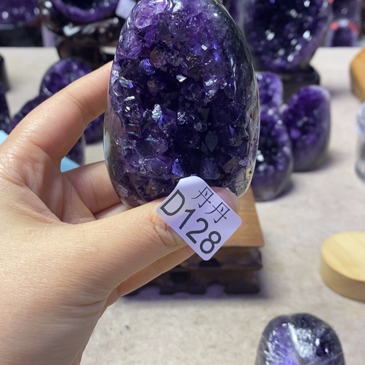 水晶大型摆件（非配饰）未镶嵌