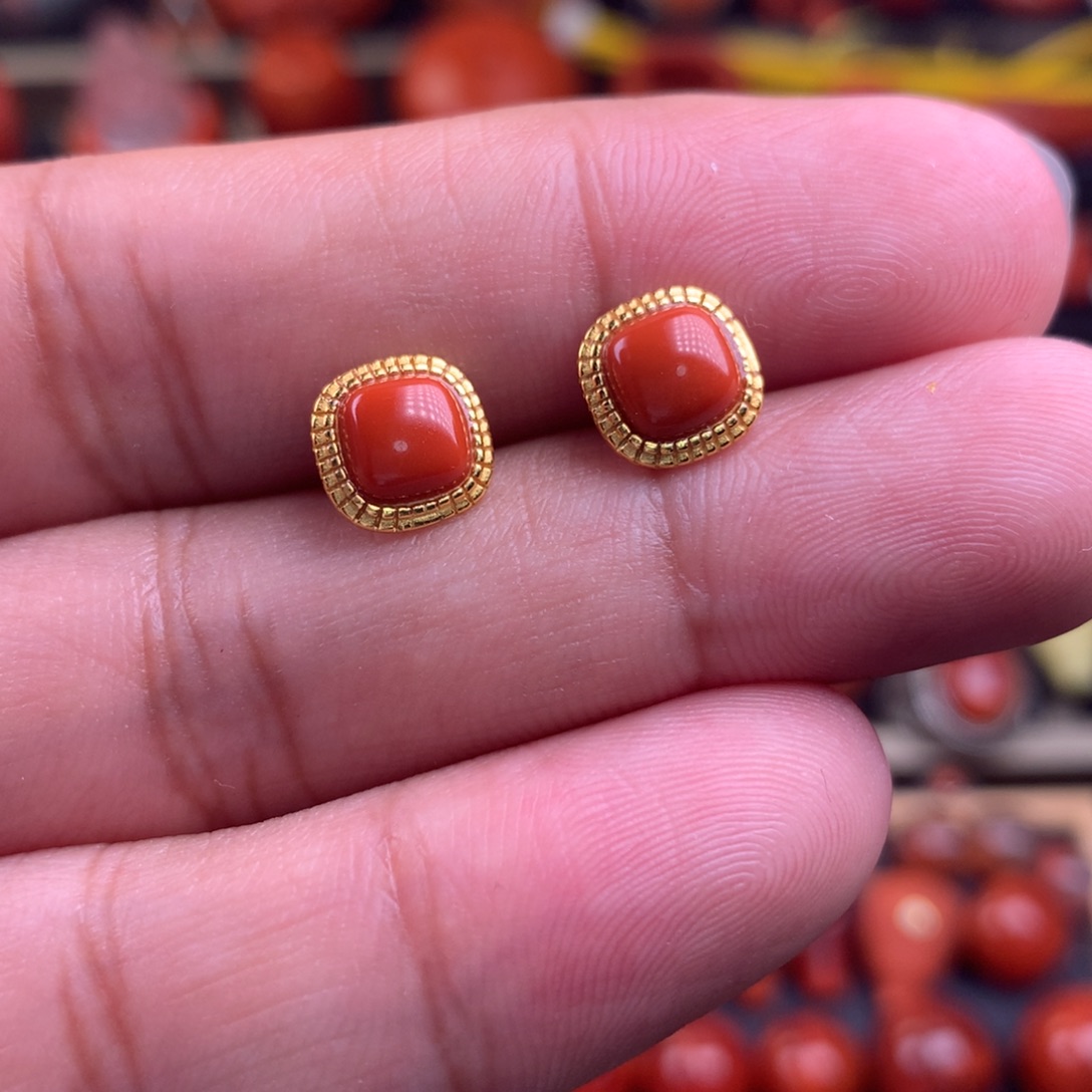 南红玛瑙银S925镶嵌耳钉