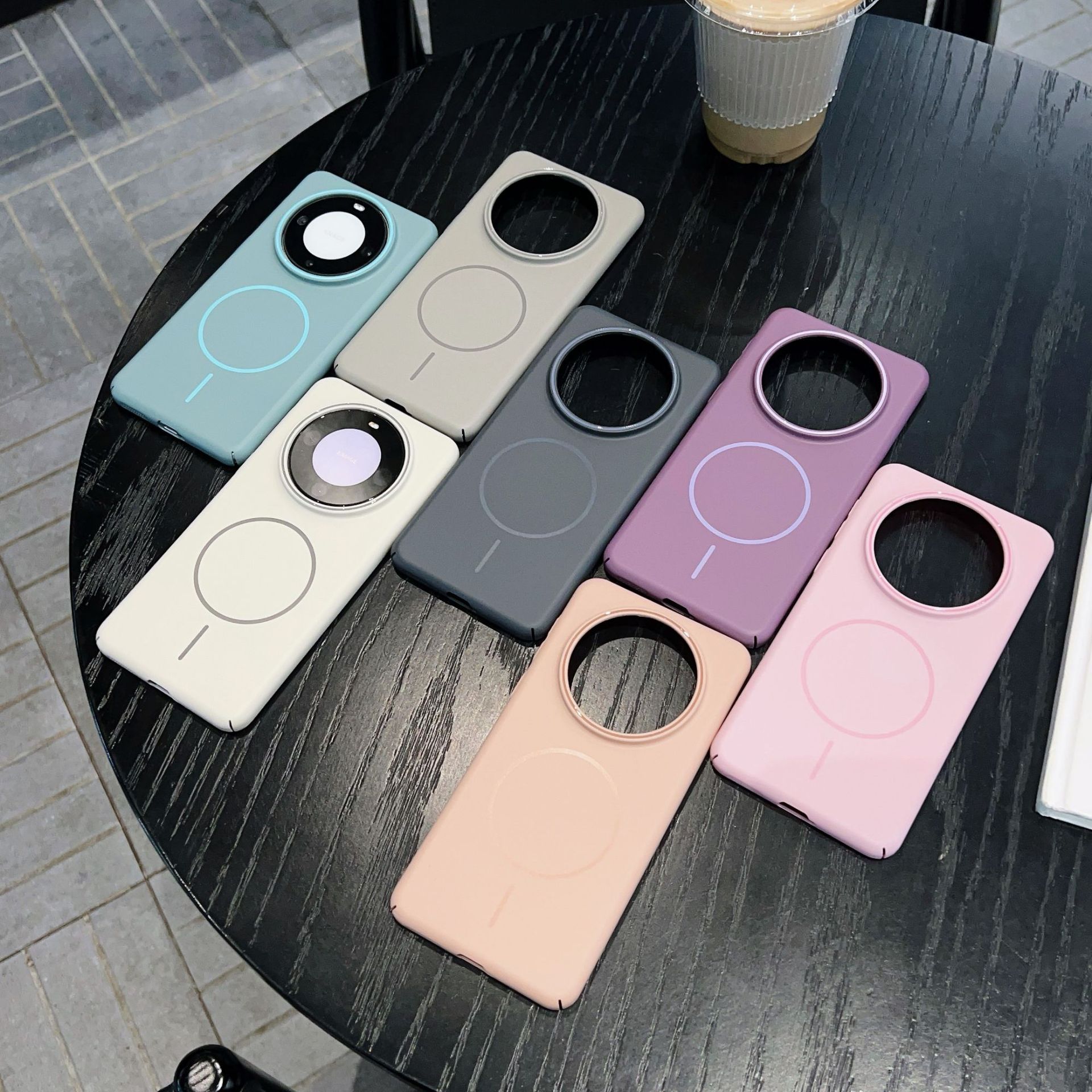 适用华为mate60pro柔润PC磁吸手机壳Pura70pro/nova13p肤感保护壳