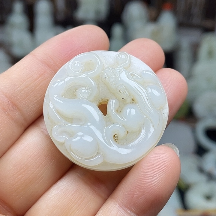 和田玉未镶嵌挂件