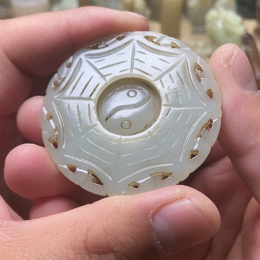 和田玉挂件未镶嵌