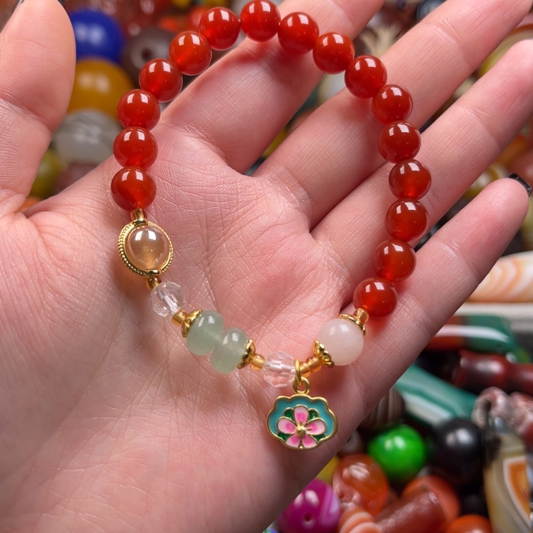 玛瑙/玉髓颈饰未镶嵌