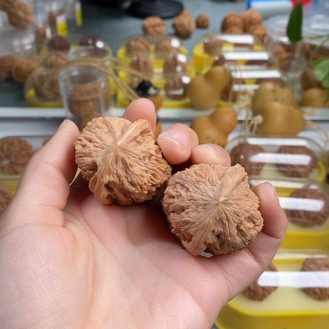 错***么文玩核桃吊坠C6全品将军榜39尺