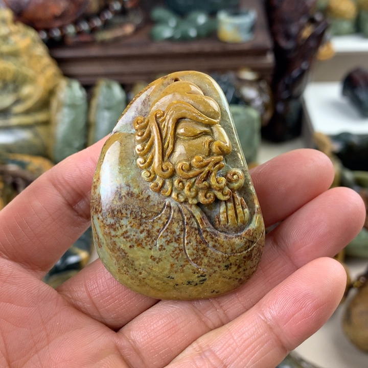 岫岩河磨玉（透闪石质玉）挂件未镶嵌