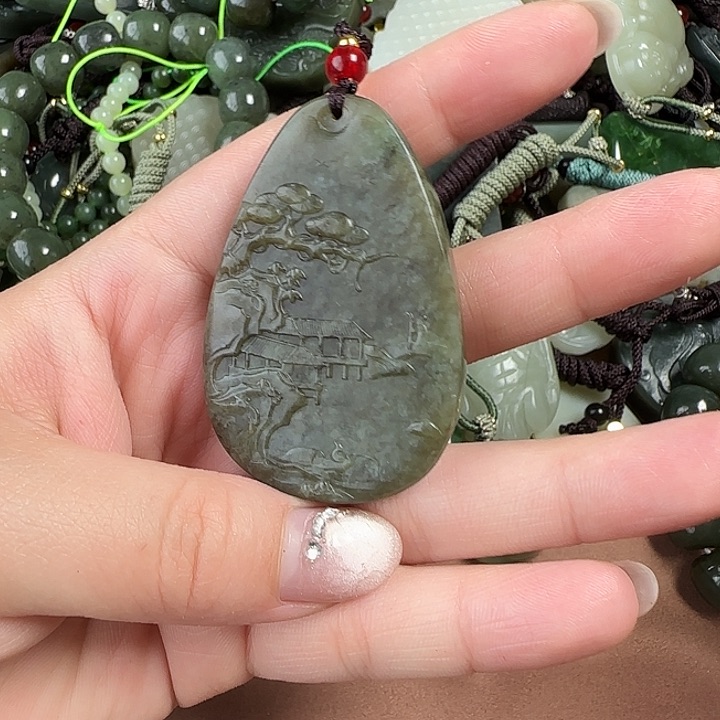 和田玉未镶嵌颈饰