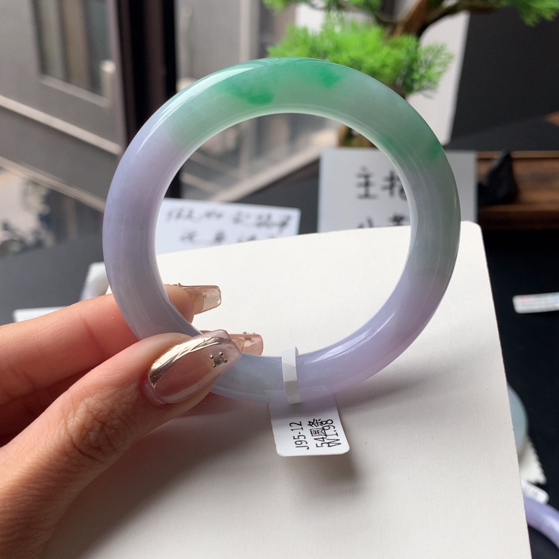 翡翠手镯（圆镯）未镶嵌鸳鸯春彩19号