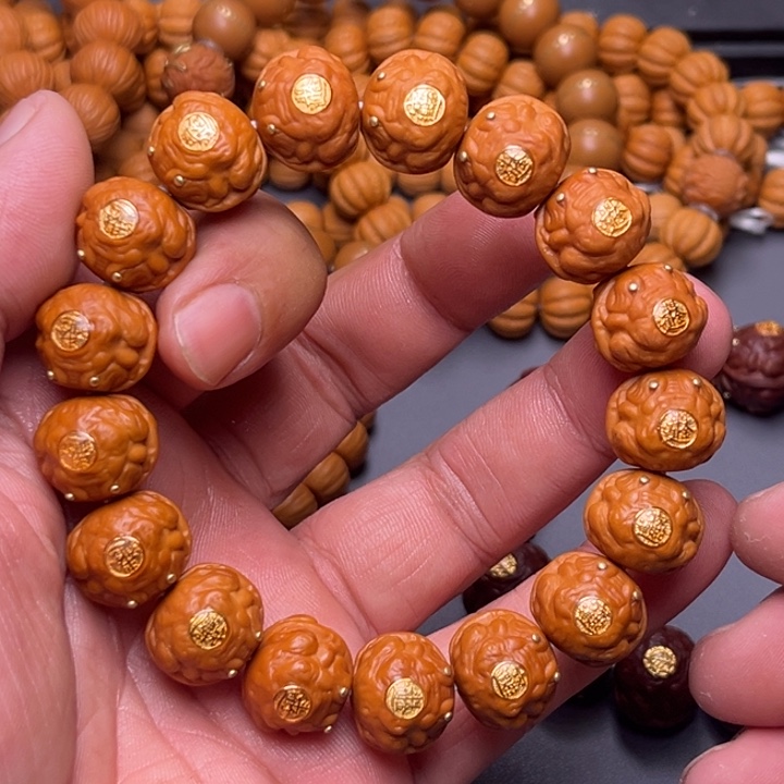 吊坠猴头核桃金蟾王