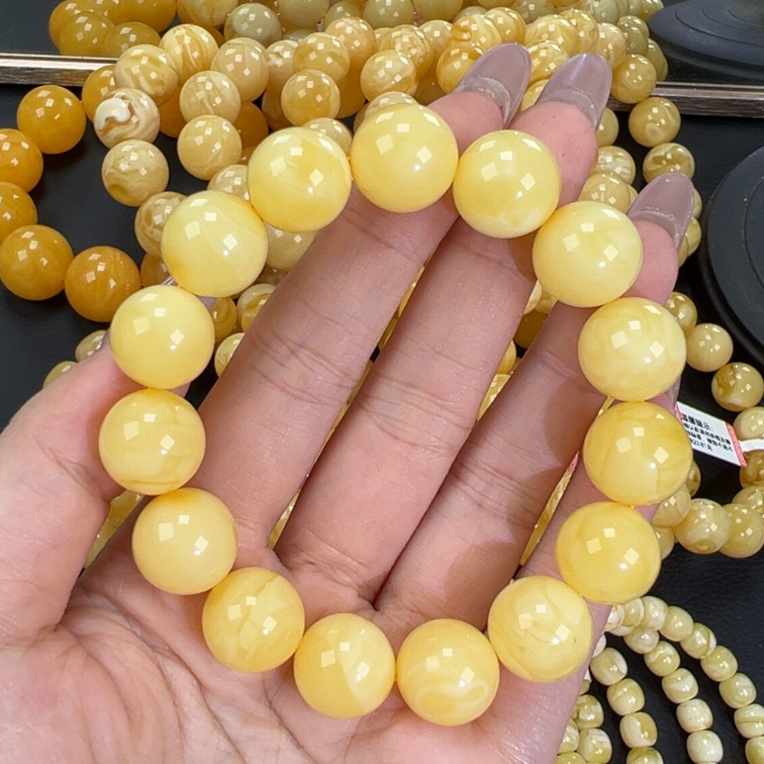 琥珀未镶嵌手链24.5黄白蜡