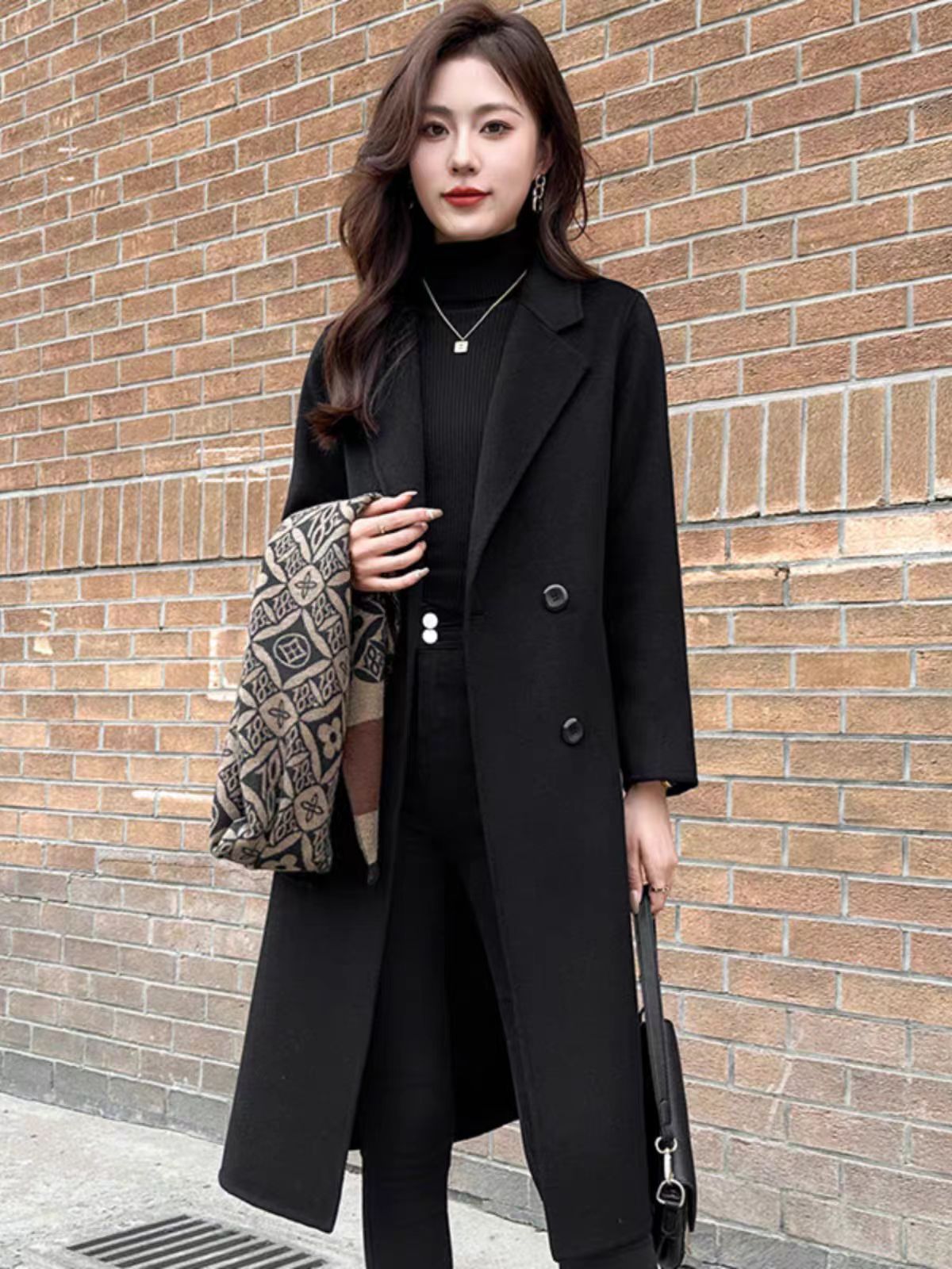 赫本风黑色呢子大衣