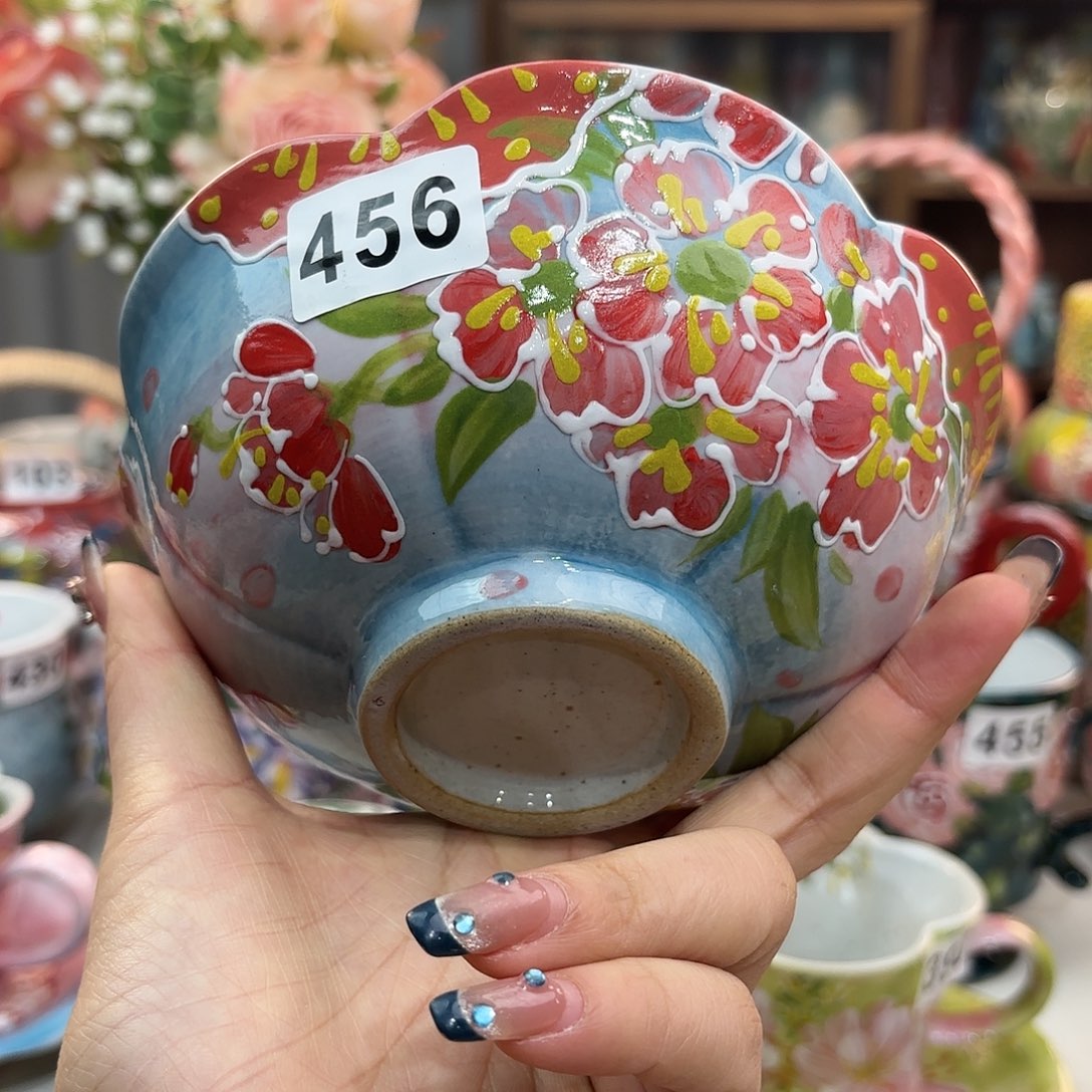 瓷片兔兔你真的好好吃