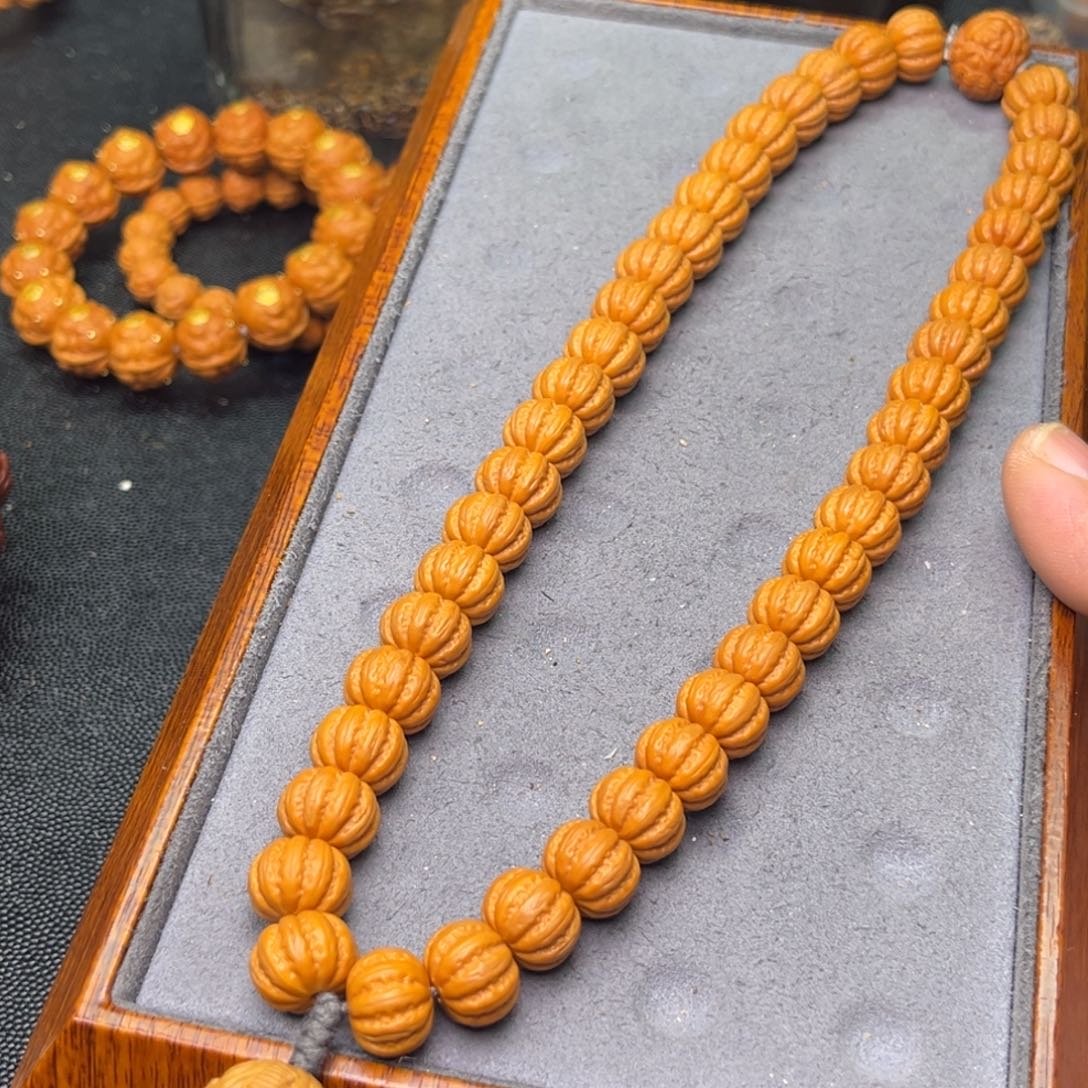 猴头核桃吊坠八棱