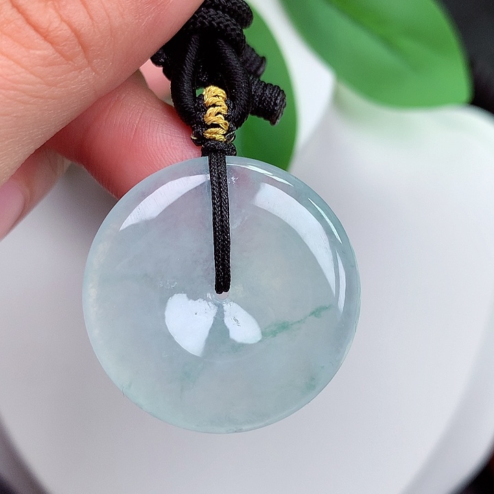 颈饰未镶嵌翡翠平安扣30.7x5.7mm