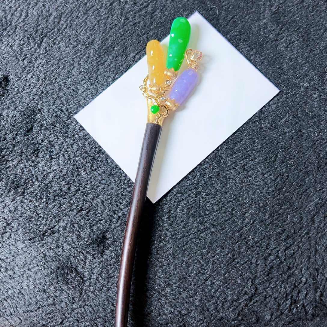 翡翠发饰18K金镶嵌南**梦定金1000，共16800