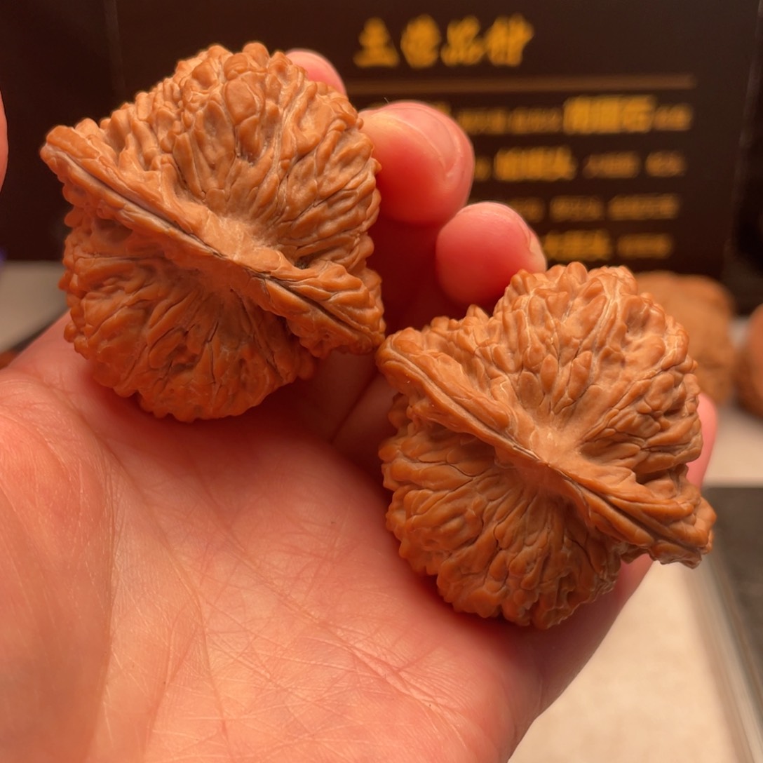 文玩核桃吊坠汗高楼45尺