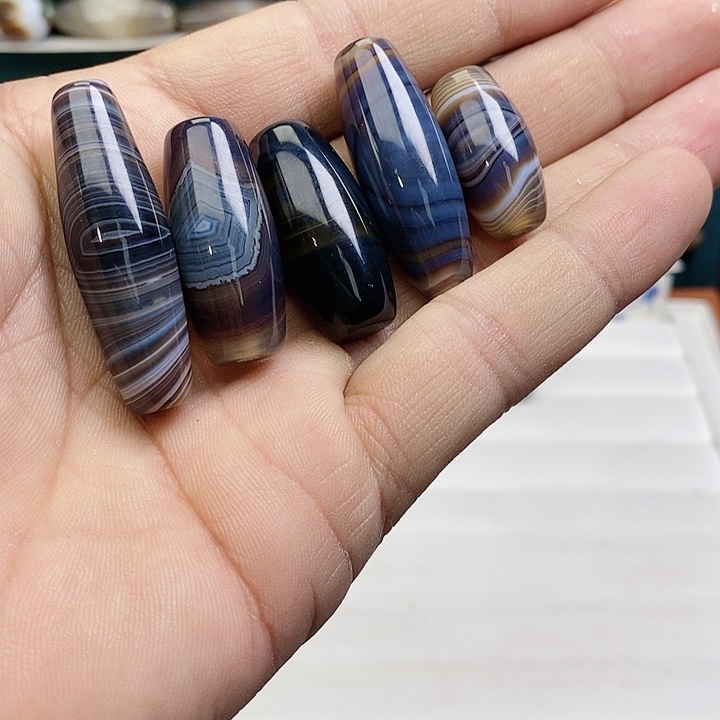 小****玛瑙/玉髓未镶嵌颈饰