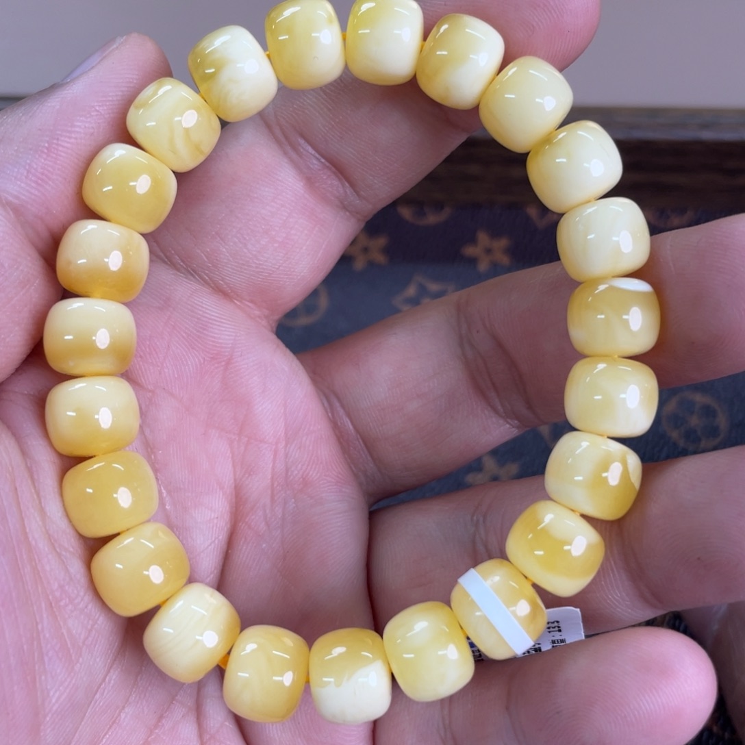 琥珀裸石未镶嵌5720000000