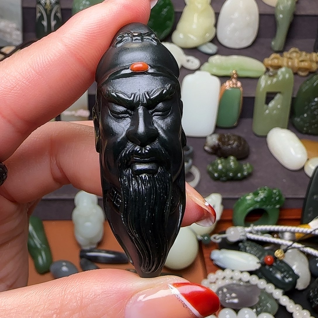 和田玉颈饰未镶嵌凯**归