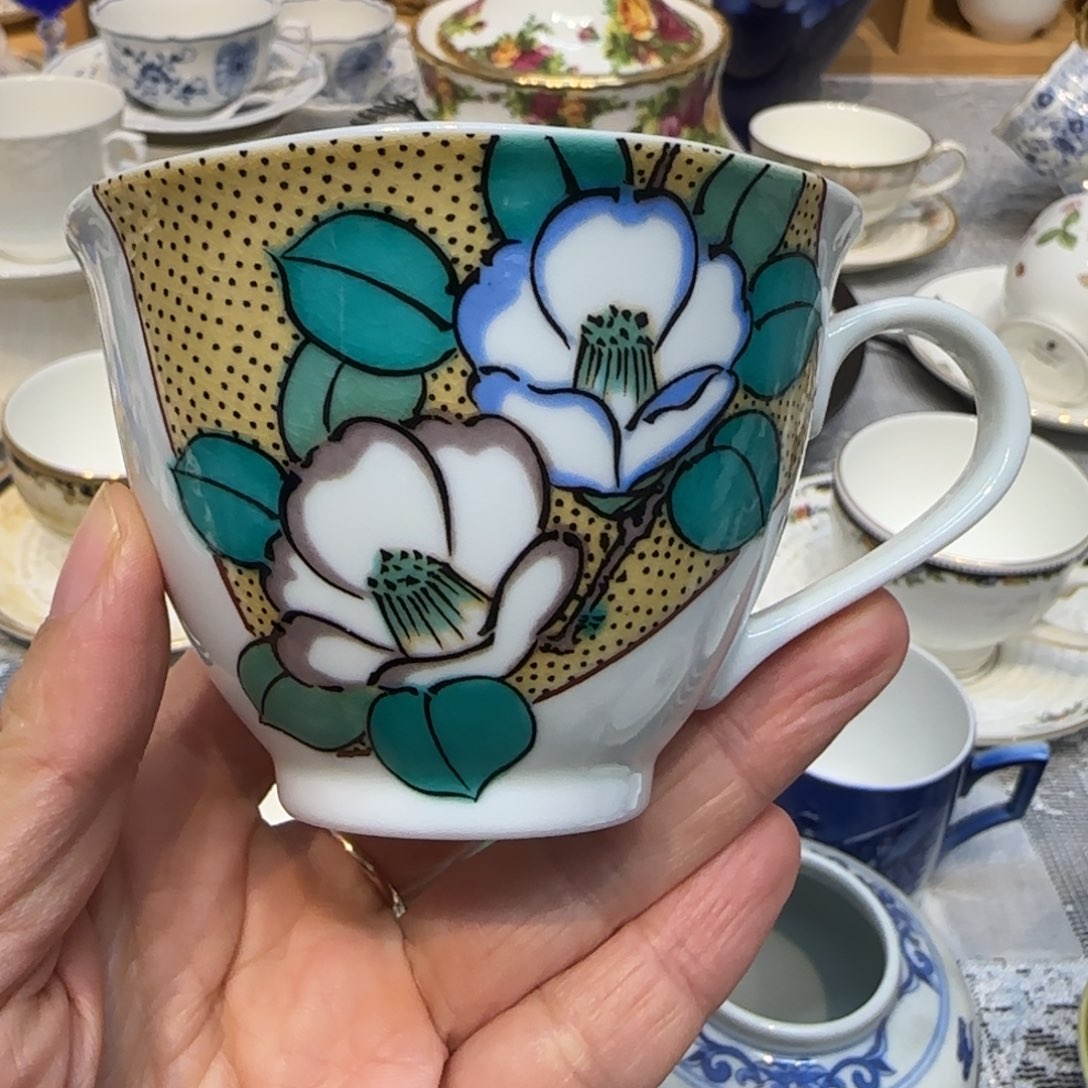 咖啡杯里的咖啡是我的最爱了吧