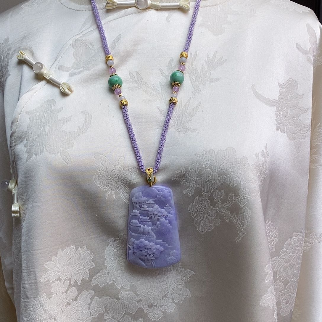 翡翠颈饰未镶嵌天然