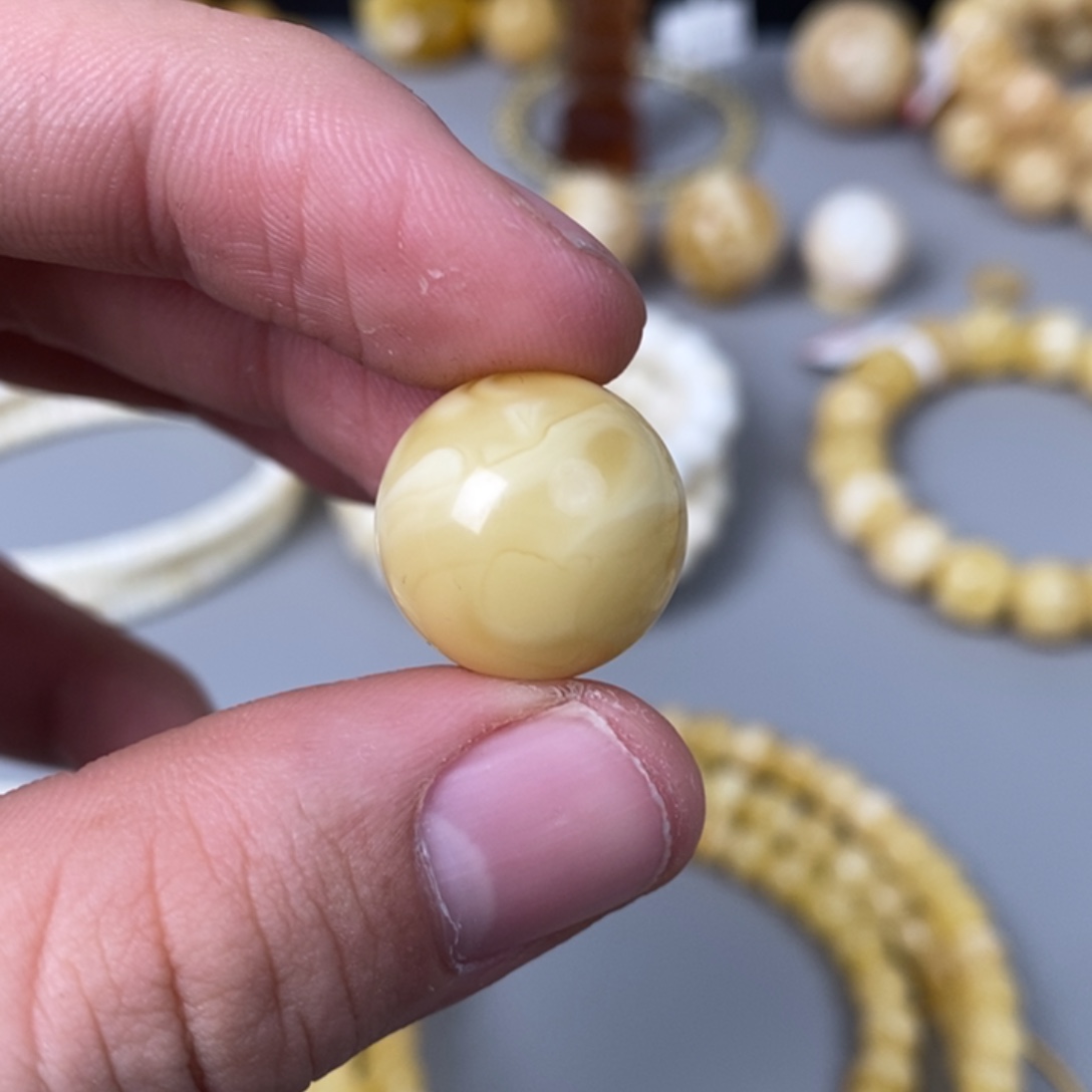 琥珀珠宝奇石未镶嵌17.3mm