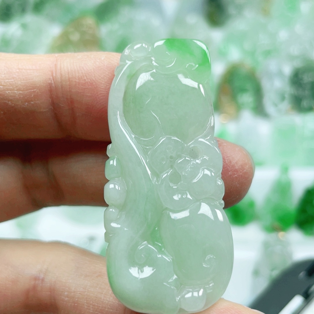 翡翠吊坠(不含链)未镶嵌