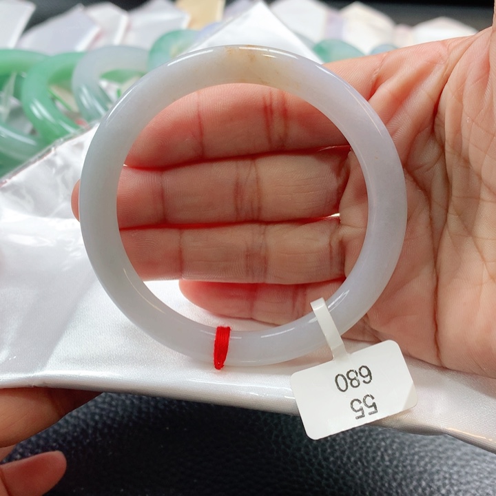 翡翠手镯未镶嵌5555656565