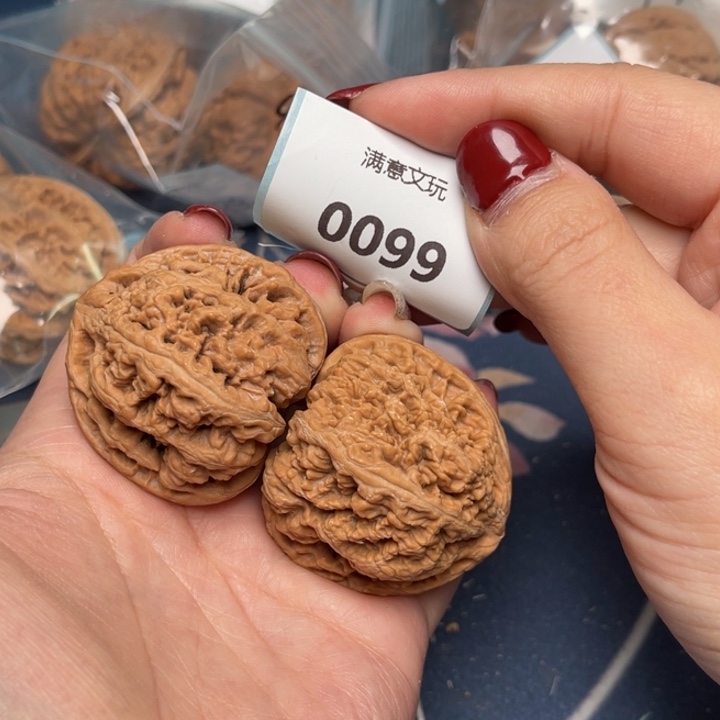 文玩核桃把件粗筋41