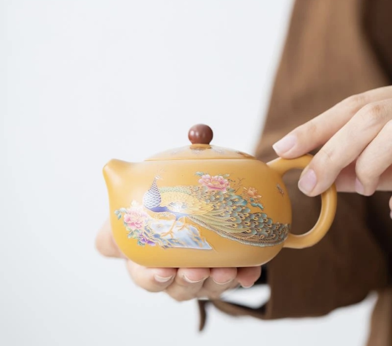 正宗黄段泥短嘴西施孔雀风云变色壶D2