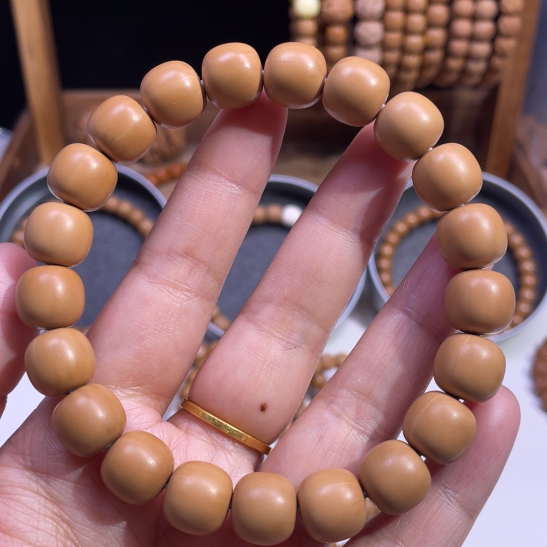 吊坠猴头核桃龙岩12mm老型全品